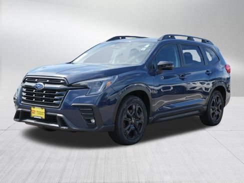 Used 2023 Subaru Ascent Onyx Edition AWD/4WD image 3