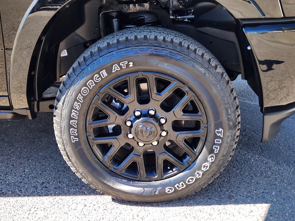 New 2026 RAM 2500 Limited AWD/4WD image 16