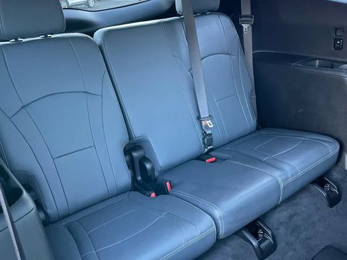 Used 2019 Buick Enclave Premium w/ Experience Buick Package AWD/4WD image 41