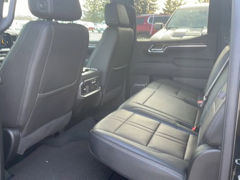 Used 2022 Chevrolet Silverado 1500 High Country w/ Z71 Off-Road Package image 15