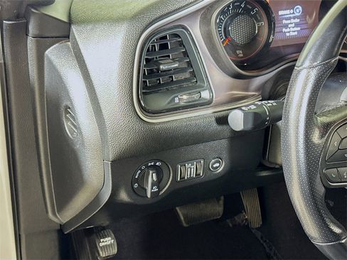 Used 2022 Dodge Challenger GT w/ Blacktop Package image 8