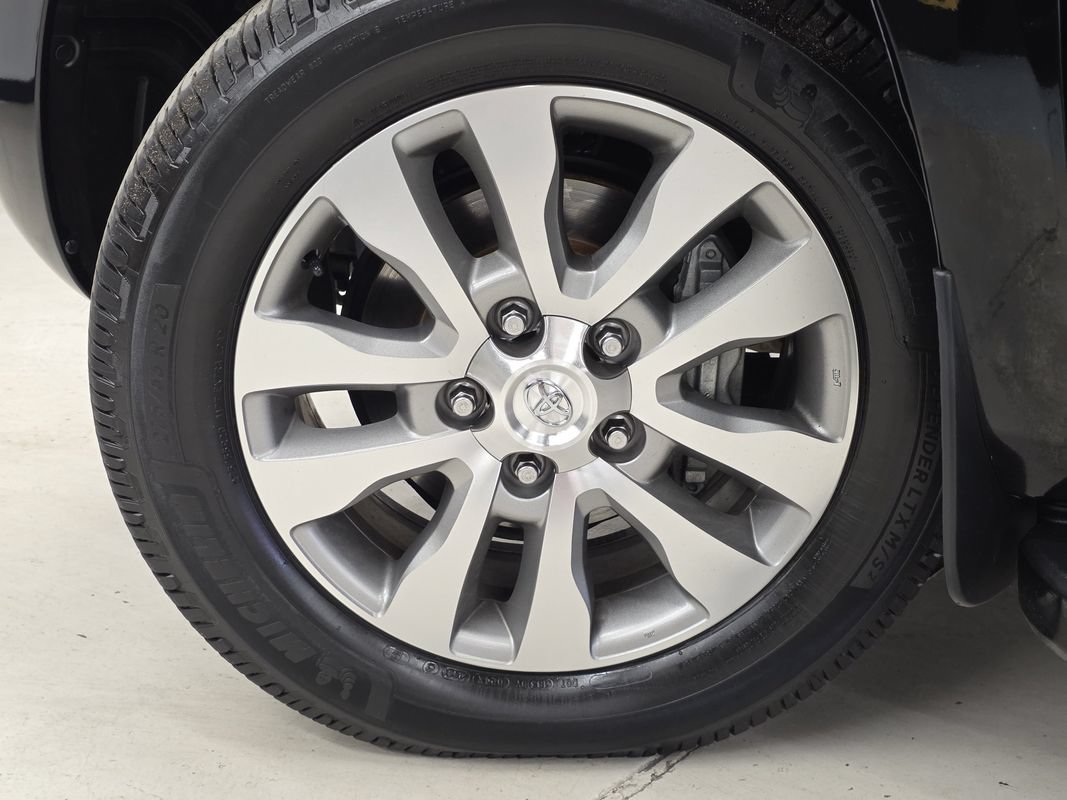Used 2013 Toyota Sequoia Limited AWD/4WD image 48
