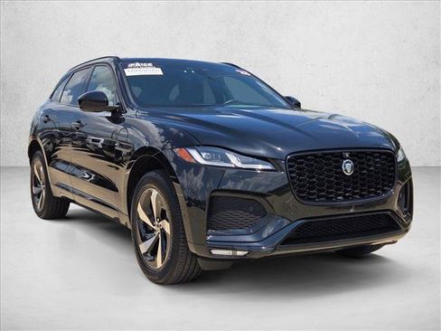 Used 2026 Jaguar F-PACE R-Dynamic S AWD/4WD image 3