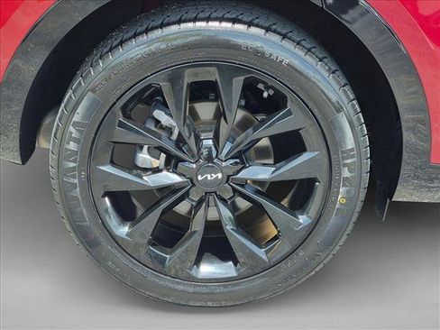 Used 2023 Kia Sorento SX FWD image 24