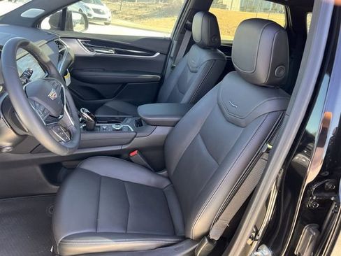 New 2025 Cadillac XT5 Premium Luxury FWD image 21