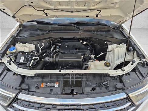 Used 2020 Ford Explorer XLT w/ Equipment Group 202A RWD image 22