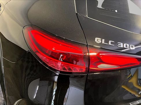 New 2026 Mercedes-Benz GLC 300 4MATIC image 5