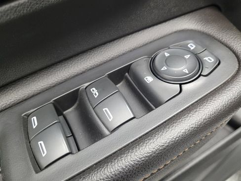 Used 2020 GMC Terrain SLT AWD/4WD image 27