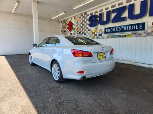 Used 2008 Lexus IS 250 AWD image 9