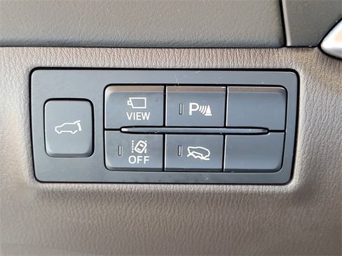 Used 2020 MAZDA CX-9 Signature image 16