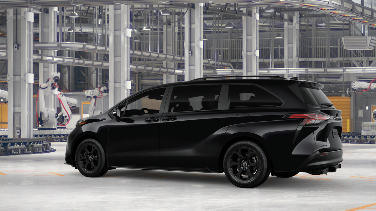 New 2026 Toyota Sienna XLE Woodland Edition AWD/4WD image 5