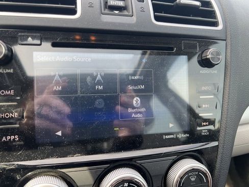 Used 2018 Subaru Forester 2.5i Premium image 8