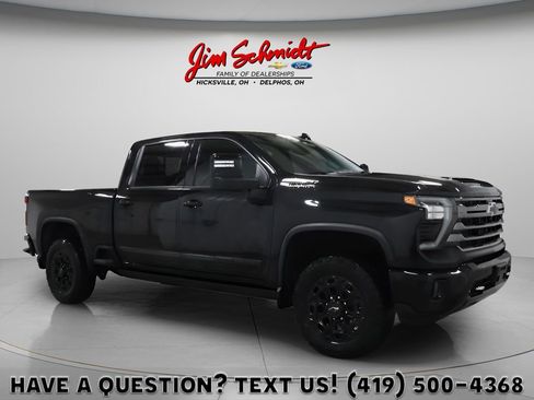 Used 2024 Chevrolet Silverado 2500 High Country w/ High Country Premium Package image 1