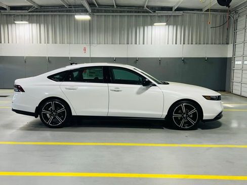 New 2026 Honda Accord SE image 19