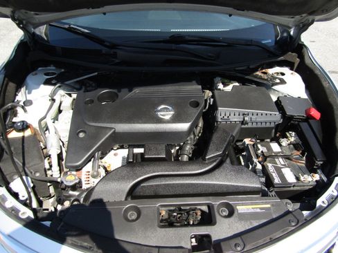 Used 2013 Nissan Altima 2.5 S image 29