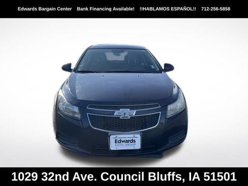 Used 2014 Chevrolet Cruze LT FWD image 2