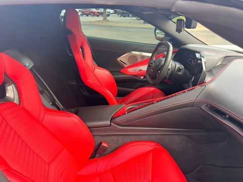 Used 2023 Chevrolet Corvette Stingray Preferred Cpe w/ Z51 Performance Package RWD image 24