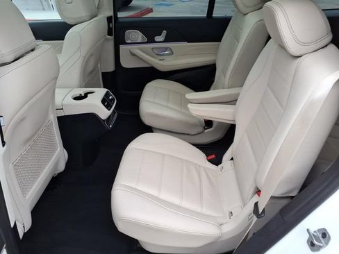 Certified 2022 Mercedes-Benz GLS 450 4MATIC image 17