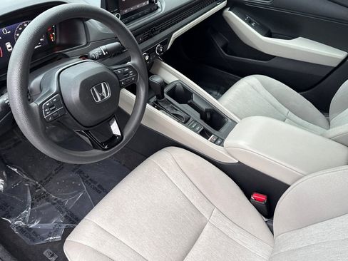 Used 2023 Honda Accord LX image 4