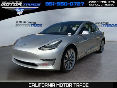 Used 2018 Tesla Model 3 Mid Range