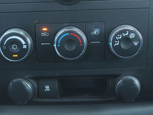 Used 2011 Chevrolet Silverado 1500 W/T w/ LS Package RWD image 22