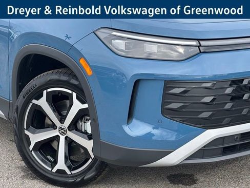 New 2026 Volkswagen Tiguan SE image 10