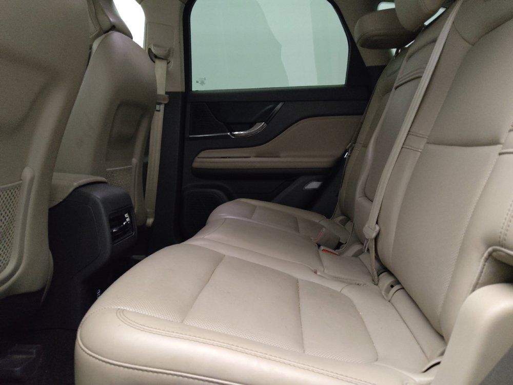 Used 2020 Lincoln Corsair FWD w/ Equipment Group 101A image 18