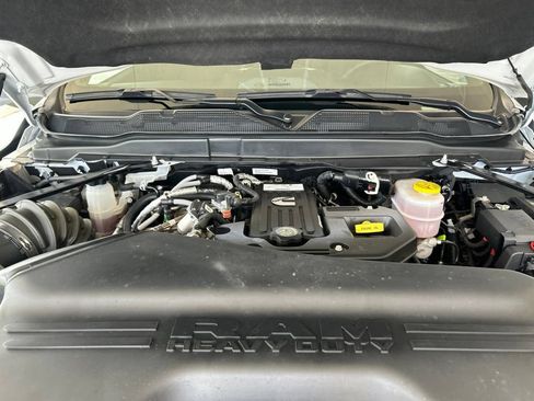 Used 2025 RAM 2500 Big Horn AWD/4WD image 11