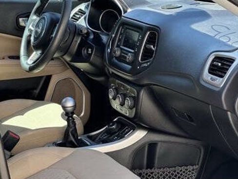 Used 2018 Jeep Compass Sport image 21