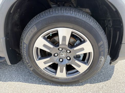 Used 2019 Honda Ridgeline RTL-E image 13