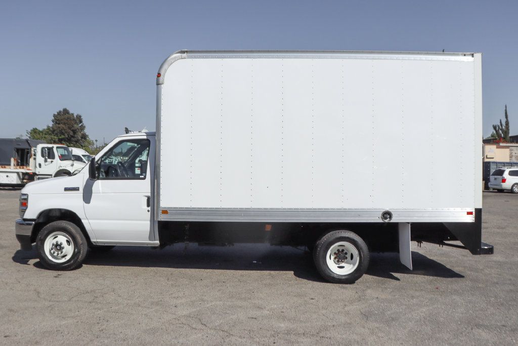 Used 2024 Ford E-450 and Econoline 450 Super Duty w/ Power Windows & Locks Group RWD image 5