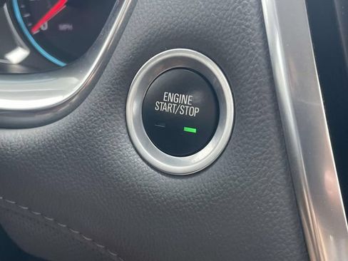 Used 2020 Chevrolet Traverse Premier AWD/4WD image 24