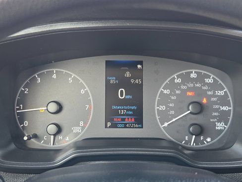Certified 2025 Toyota Corolla LE FWD image 23