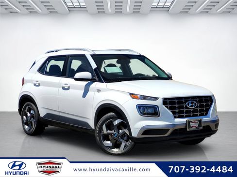 New 2026 Hyundai Venue SEL FWD image 1