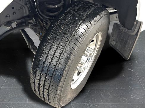 Used 2024 Ford F250 XL image 36