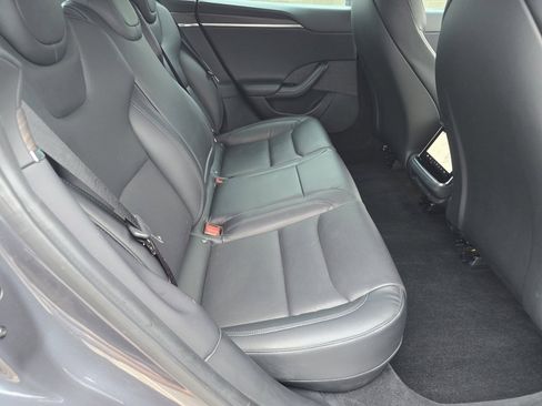 Used 2022 Tesla Model S Base image 5