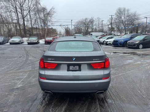Used 2011 BMW 550i Gran Turismo xDrive image 10