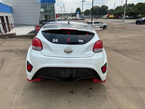 Used 2016 Hyundai Veloster Turbo FWD image 7