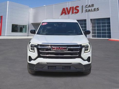 Used 2025 GMC Terrain Elevation AWD/4WD image 2