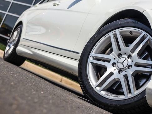 Used 2009 Mercedes-Benz C 350 Sport image 16