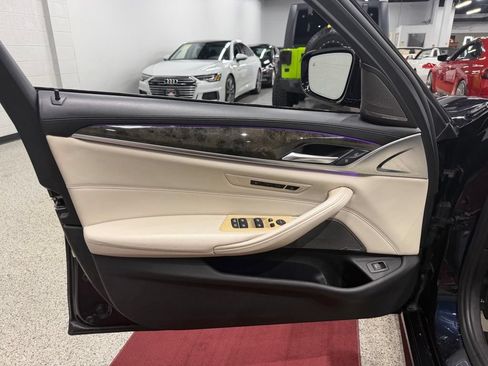 Used 2019 BMW 540i xDrive w/ M Sport Package AWD/4WD image 22