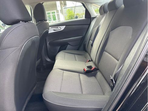 Used 2024 Kia Forte LXS image 13