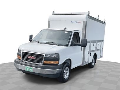 New 2025 GMC Savana 3500 w/ Power Convenience Package