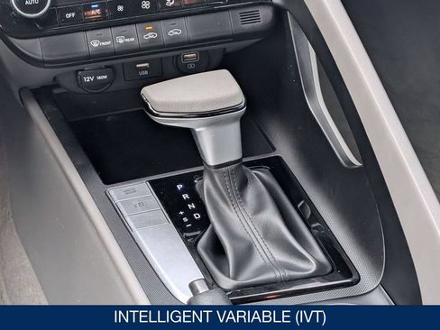 Used 2023 Hyundai Elantra SEL w/ Preferred Accessory Package FWD image 26