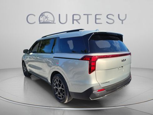 New 2027 Kia Carnival EX w/ Dark Edition Package FWD image 2