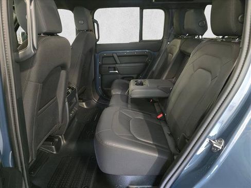 Used 2025 Land Rover Defender 110 S AWD/4WD image 14