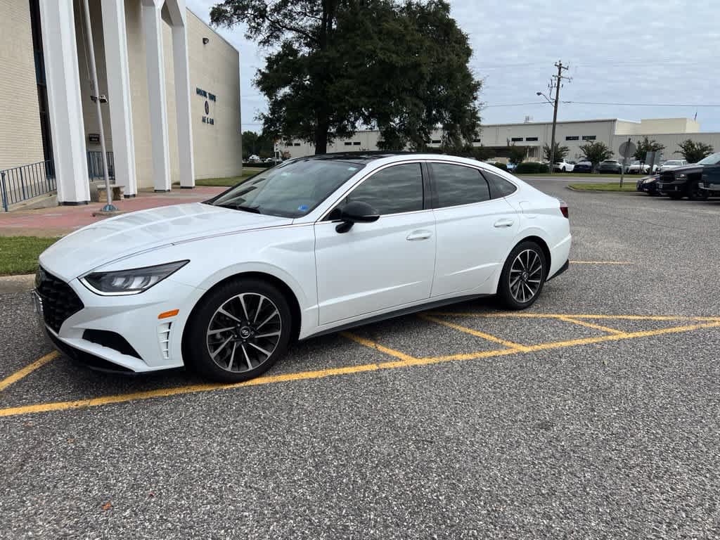 Used 2020 Hyundai Sonata SEL Plus w/ Tech Package FWD image 1