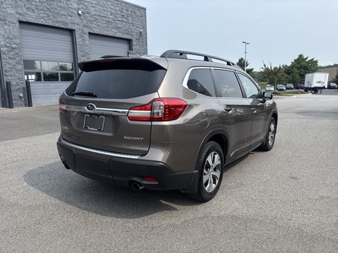 Used 2022 Subaru Ascent Premium w/ Convenience Package AWD/4WD image 19