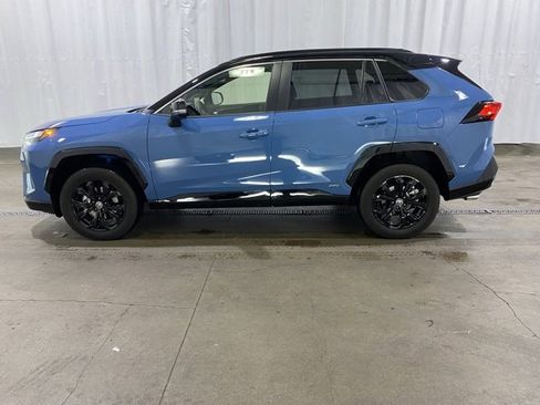 Used 2024 Toyota RAV4 XSE image 7
