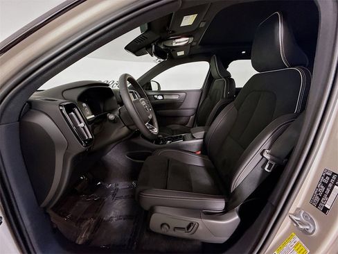 Certified 2024 Volvo XC40 Recharge Plus w/ Protection Package Premier image 21